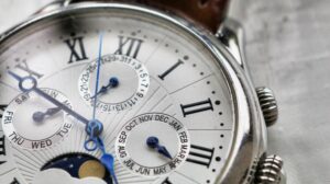 How to Buy a Vintage Watch_Martins of Glasgow